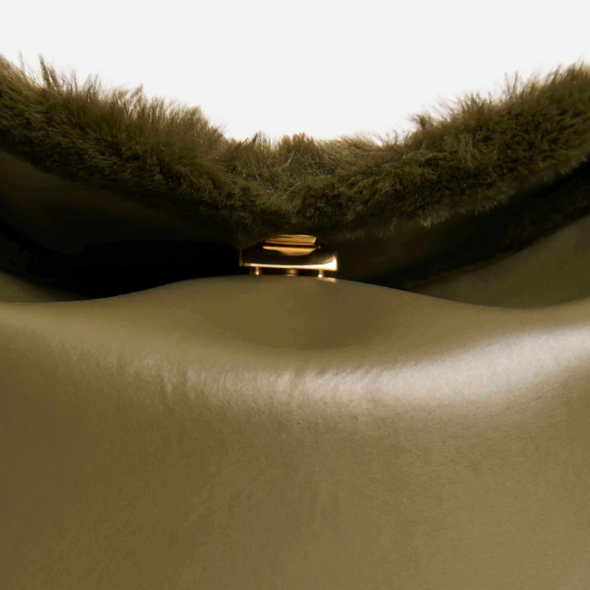 Eudora Fur Edges - Eucalipto - Image 3