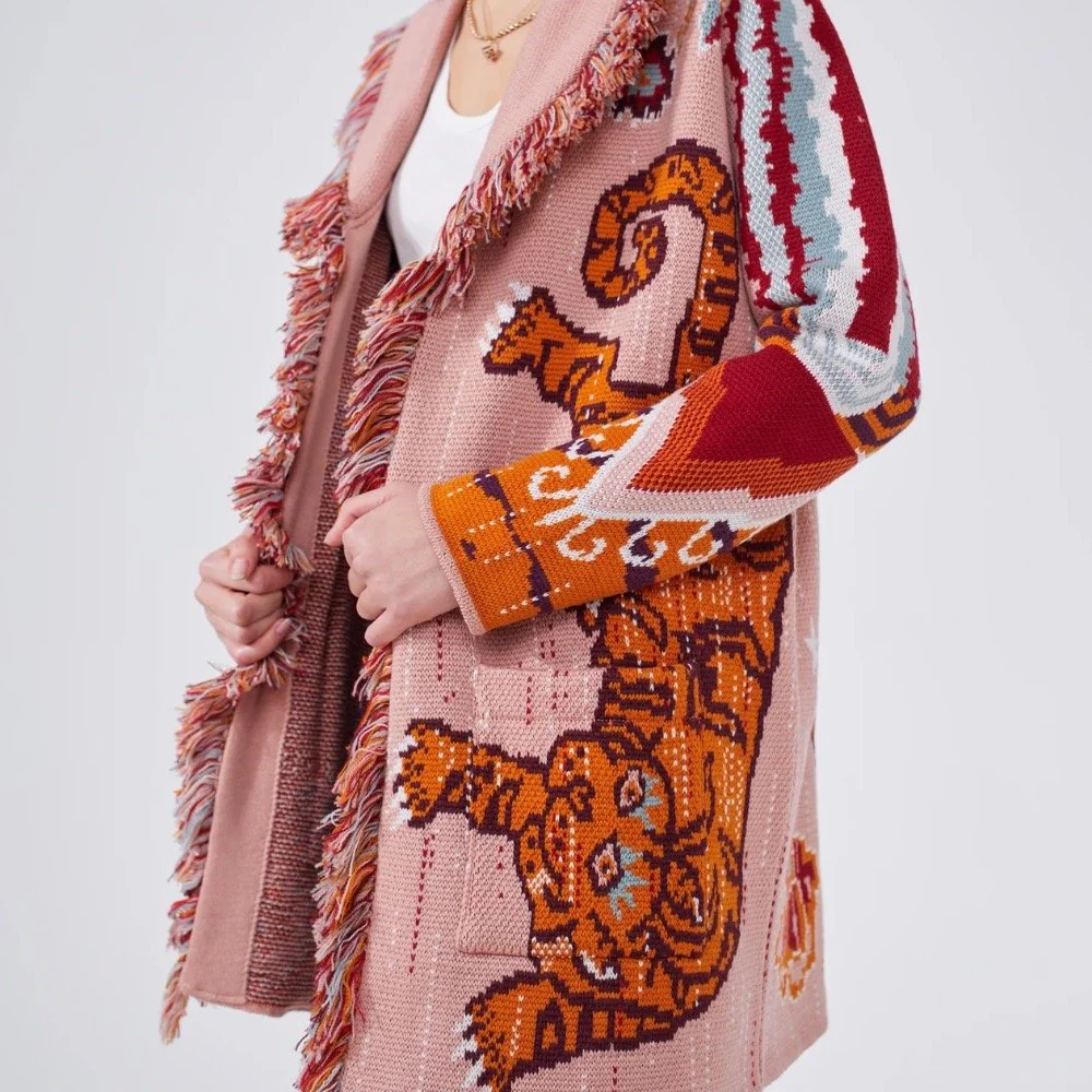 Merino Jacquard Short Cardigan Tibetan Tiger - Pink - Image 5