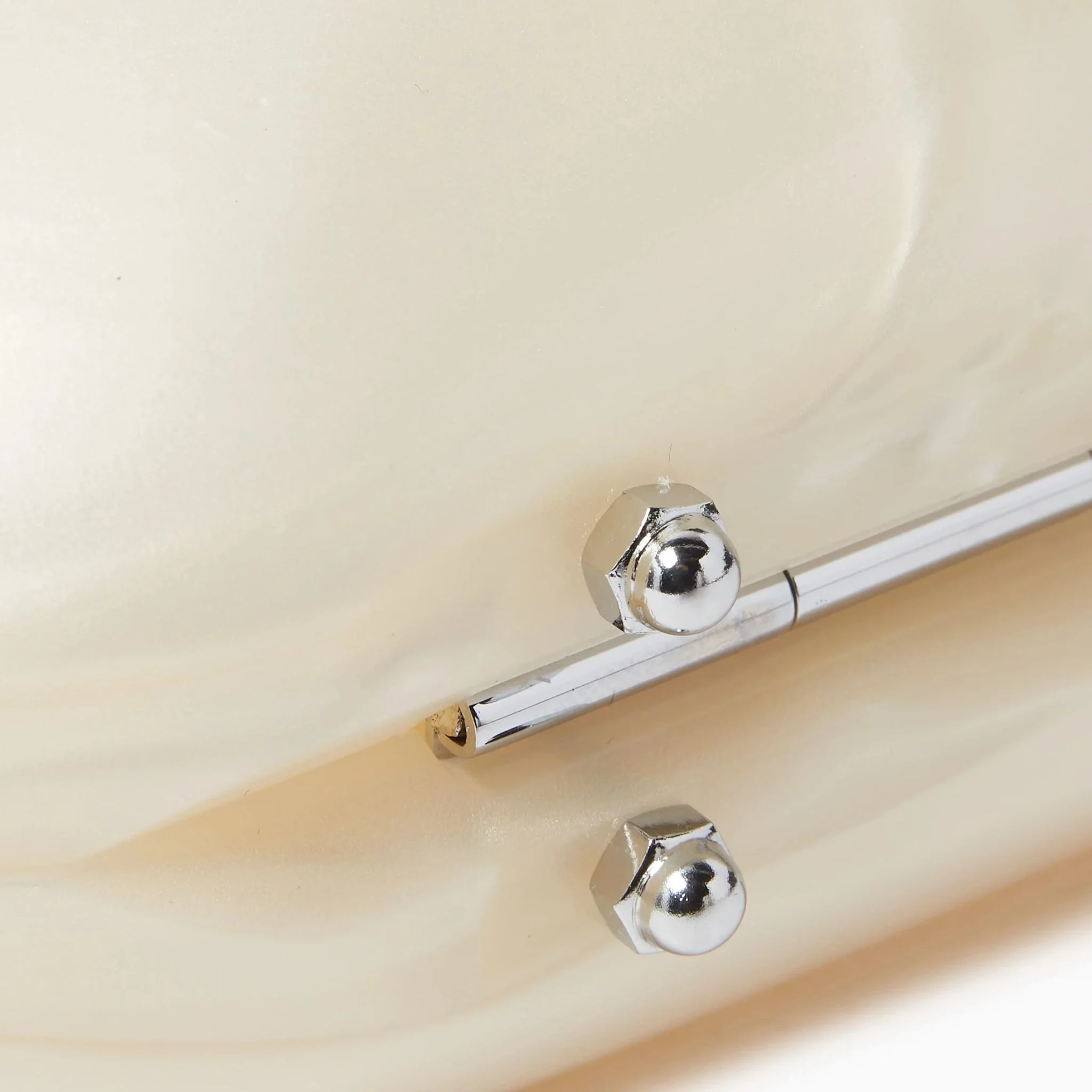 Jila Clutch- White Pearl - Image 4