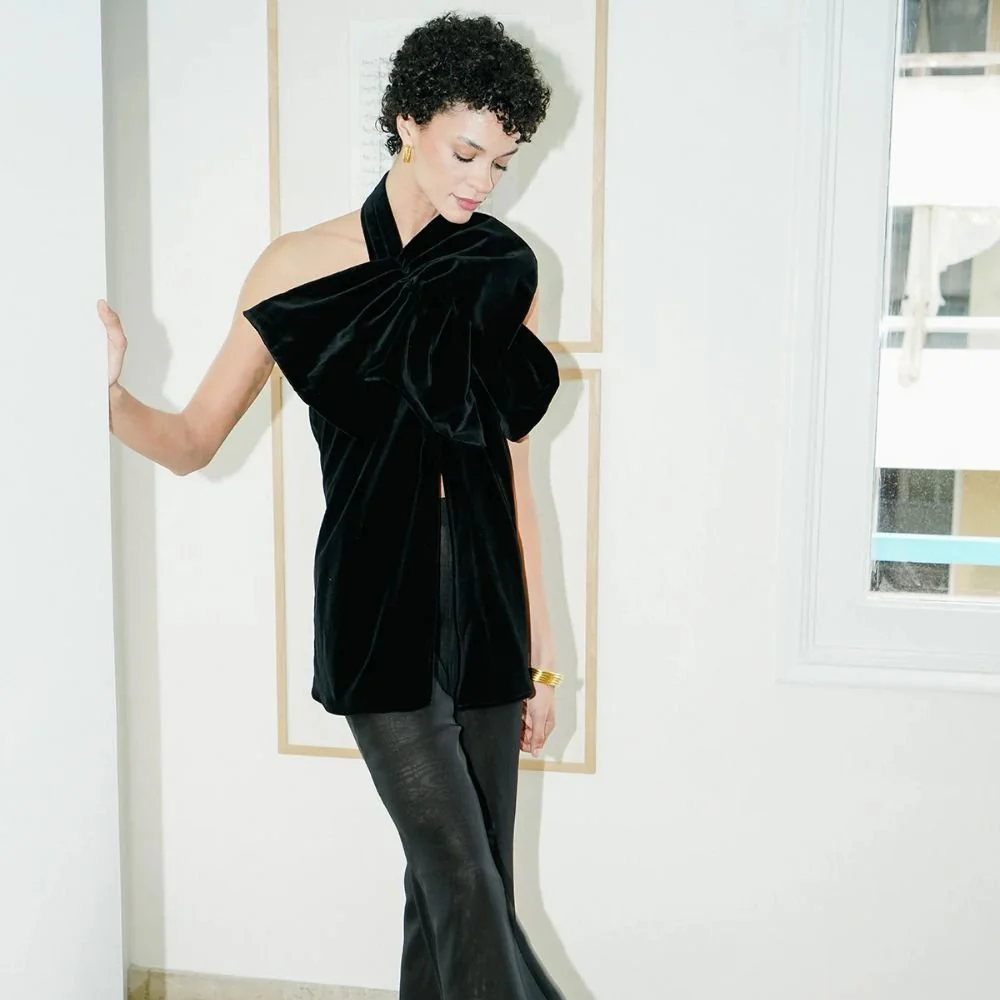 Duchesse Black Velvet Top - Image 3